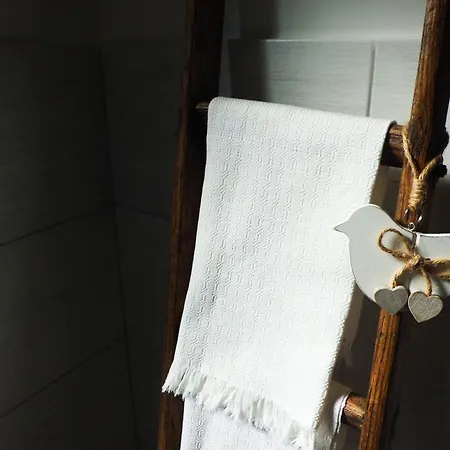 Than ベッド・アンド・ブレックファスト 4*